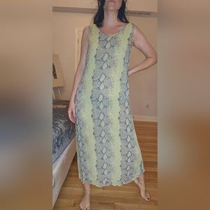 GORGEOUS SUMMER DRESS SIZE M